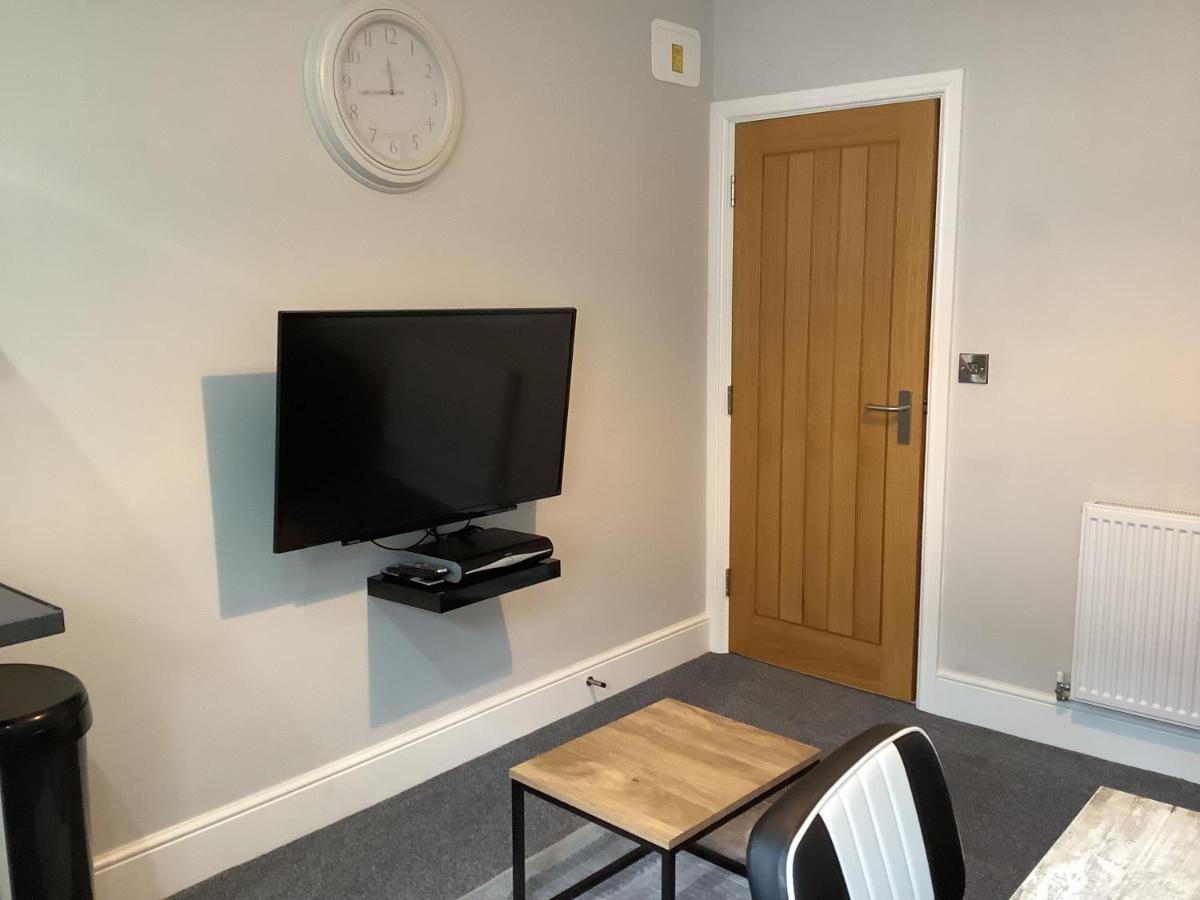 Jeffersons Hotel & Serviced Apartments (Adults Only) Barrow-in-Furness Exterior photo