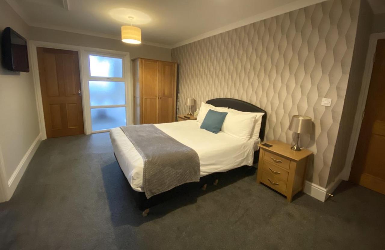 Jeffersons Hotel & Serviced Apartments (Adults Only) Barrow-in-Furness Room photo